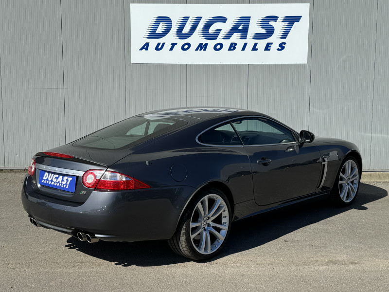 Photo 4 de l'offre de JAGUAR XKR Coupe 4.2 - 416 A à 29900€ chez Dugast automobiles