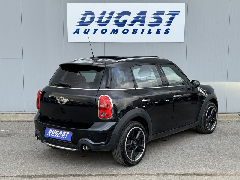 Photo 4 de l'offre de MINI COUNTRYMAN R60 143 ch Cooper SD Pack Red Hot Chili A à 11900€ chez Dugast automobiles