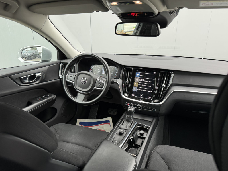 Photo 8 de l'offre de VOLVO V60 BUSINESS D3 AdBlue 150 ch Geartronic 8 Business à 21900€ chez Dugast automobiles