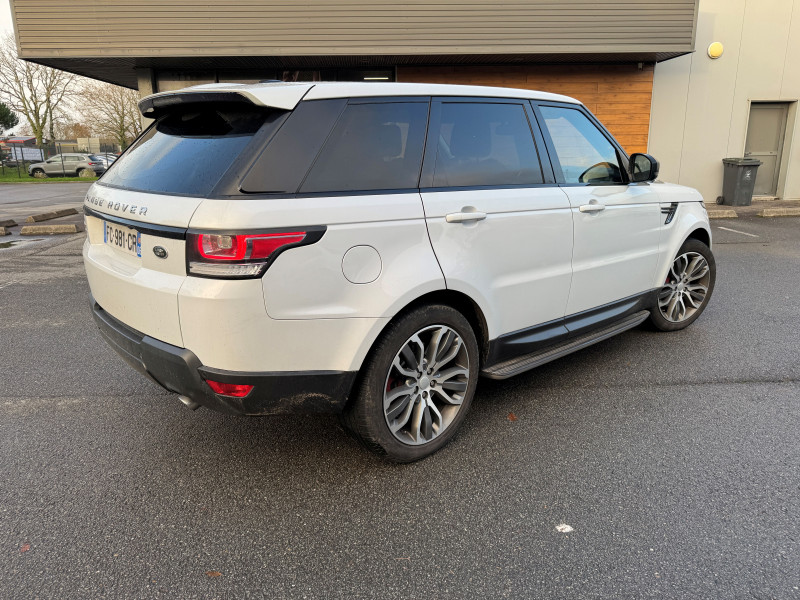 Photo 3 de l'offre de LAND-ROVER RANGE ROVER SPORT Mark IV SDV6 3.0L HSE Dynamic A à 34900€ chez Dugast automobiles