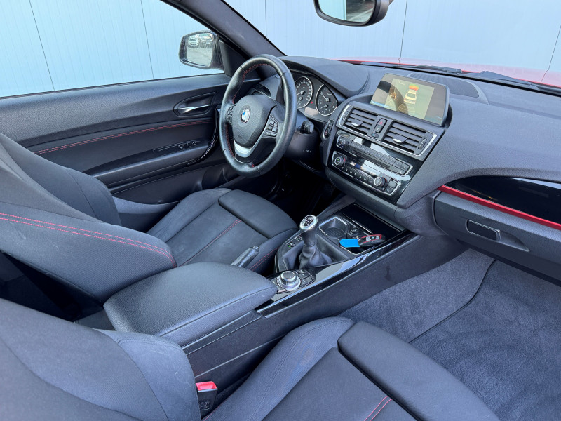 Photo 5 de l'offre de BMW SERIE 2 COUPE F22 Coupe 220d 190 ch Sport à 16900€ chez Dugast automobiles