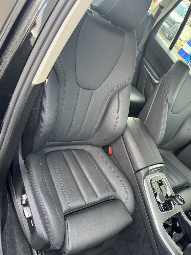 Photo 6 de l'offre de BMW X5 G05 xDrive45e 394 ch BVA8 Lounge à 42900€ chez Dugast automobiles