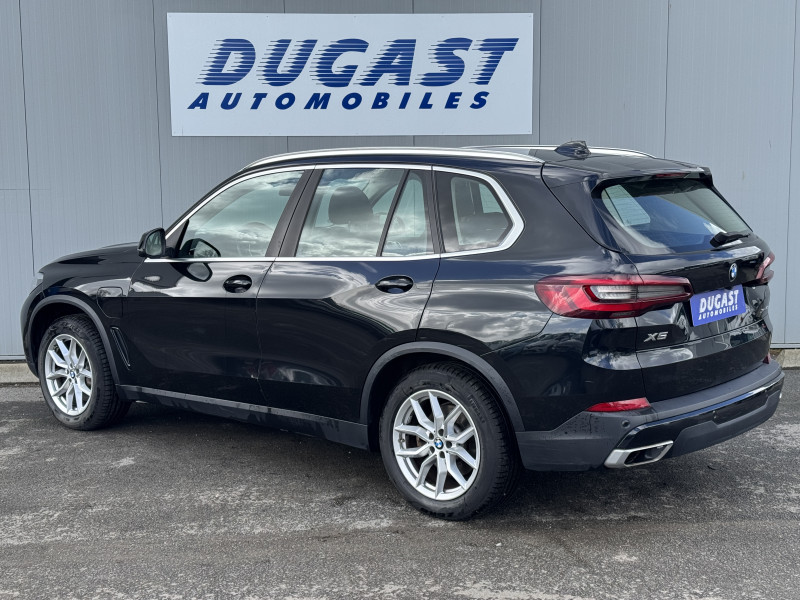 Photo 3 de l'offre de BMW X5 G05 xDrive45e 394 ch BVA8 Lounge à 42900€ chez Dugast automobiles