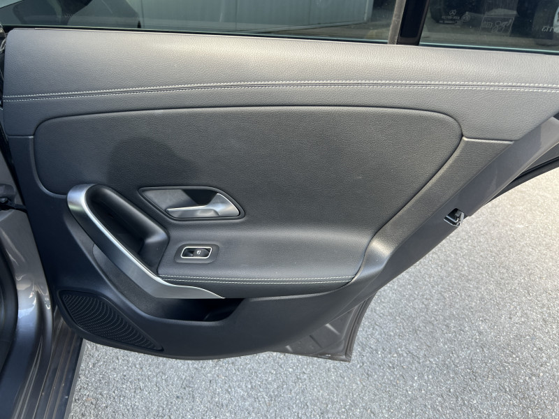 Photo 10 de l'offre de MERCEDES-BENZ CLA SHOOTING BRAKE 200 7G-DCT Progressive Line à 28900€ chez Dugast automobiles