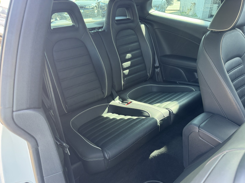 Photo 7 de l'offre de VOLKSWAGEN SCIROCCO 2.0 TDI 150 DSG6 Carat à 16900€ chez Dugast automobiles