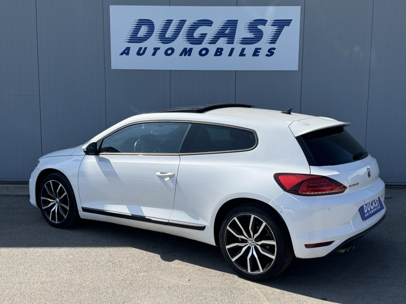 Photo 3 de l'offre de VOLKSWAGEN SCIROCCO 2.0 TDI 150 DSG6 Carat à 16900€ chez Dugast automobiles