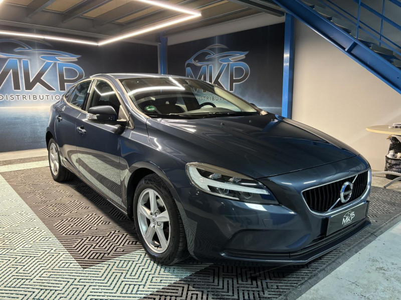 Photo 7 de l'offre de VOLVO V40  D2 120 Kinetic à 12990€ chez MKP Distribution