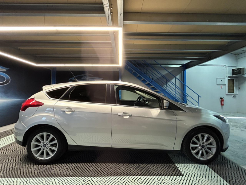 Photo 6 de l'offre de FORD FOCUS 1.0 EcoBoost 125 S&S Titanium à 9990€ chez MKP Distribution