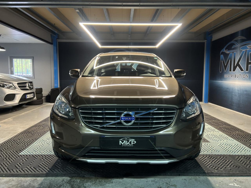 Photo 7 de l'offre de VOLVO XC60 II D3 136ch Momentum Geartronic à 18990€ chez MKP Distribution