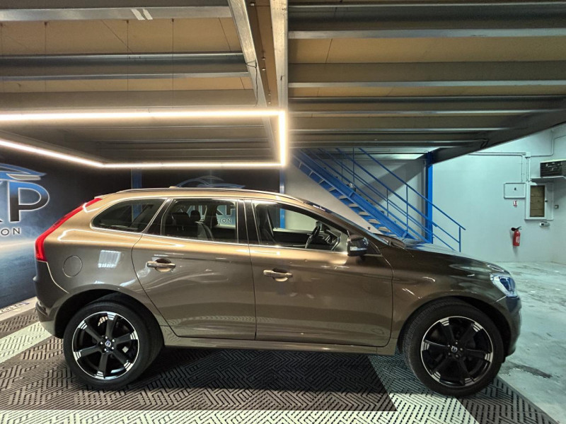 Photo 6 de l'offre de VOLVO XC60 II D3 136ch Momentum Geartronic à 18990€ chez MKP Distribution