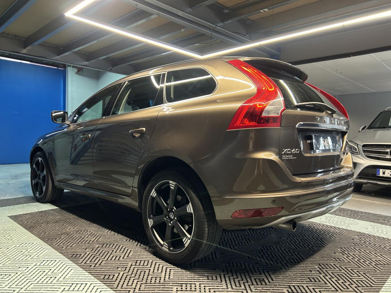 Photo 3 de l'offre de VOLVO XC60 II D3 136ch Momentum Geartronic à 18990€ chez MKP Distribution