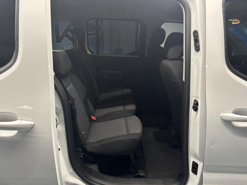 Photo 24 de l'offre de TOYOTA PROACE CITY VERSO Long 1.5L 130 D-4D BVM6 Executive 7 Places à 23490€ chez MKP Distribution