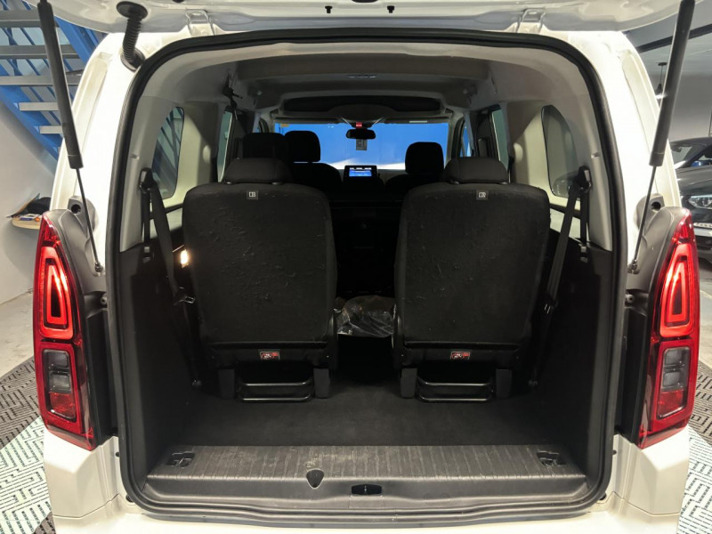 Photo 22 de l'offre de TOYOTA PROACE CITY VERSO Long 1.5L 130 D-4D BVM6 Executive 7 Places à 23490€ chez MKP Distribution