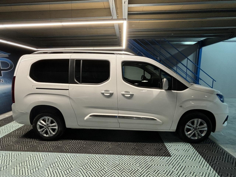 Photo 4 de l'offre de TOYOTA PROACE CITY VERSO Long 1.5L 130 D-4D BVM6 Executive 7 Places à 23490€ chez MKP Distribution