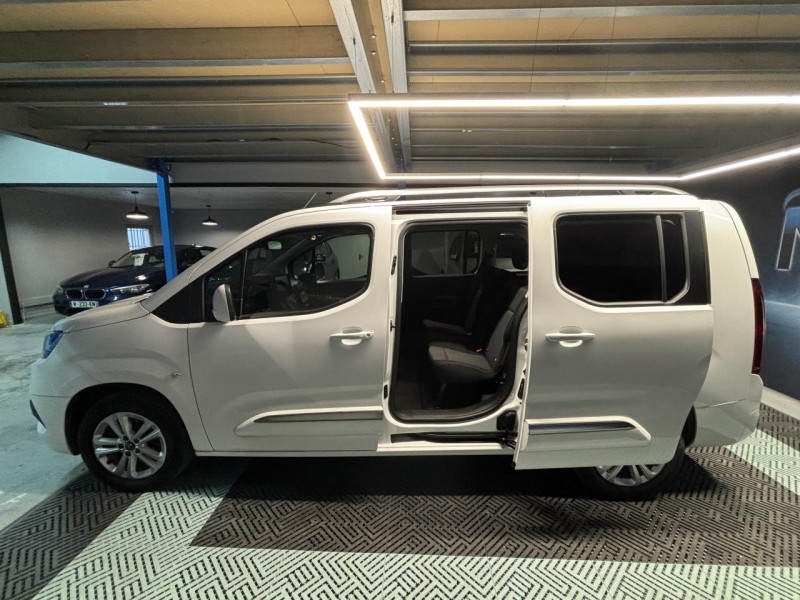 Photo 7 de l'offre de TOYOTA PROACE CITY VERSO Long 1.5L 130 D-4D BVM6 Executive 7 Places à 23490€ chez MKP Distribution