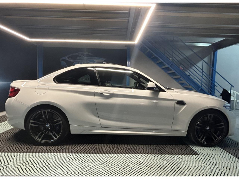 Photo 6 de l'offre de BMW M2 COMPETITION  3.0 410 DKG7 LOA 715e /mois à 51990€ chez MKP Distribution