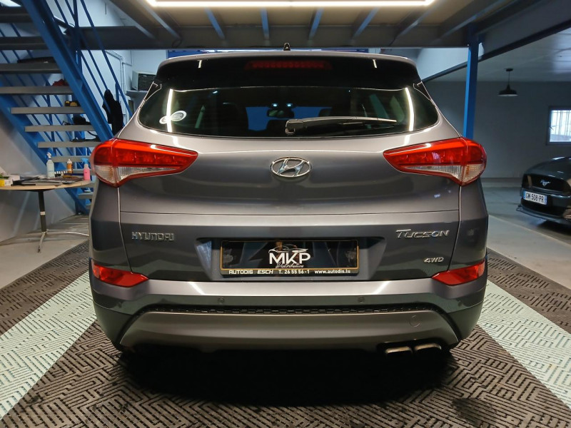 Photo 4 de l'offre de HYUNDAI TUCSON 1.6 T-GDi 177 Executive 4WD DCT-7 à 17990€ chez MKP Distribution