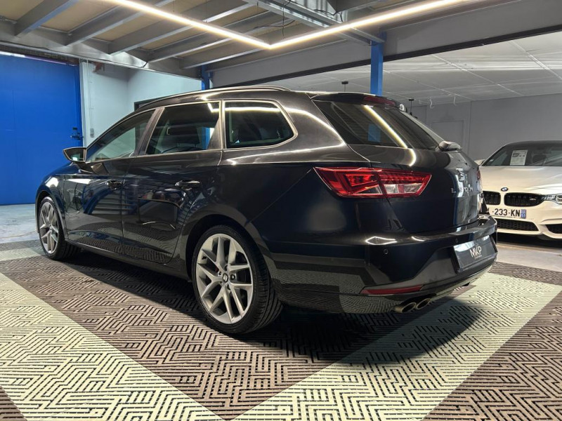 Photo 3 de l'offre de SEAT LEON 1.8 TFSI 180 FR BVM à 15490€ chez MKP Distribution