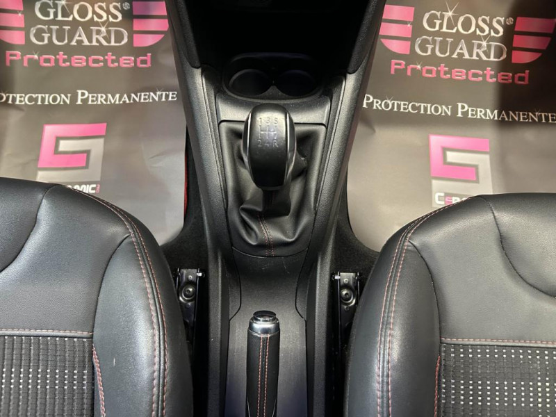 Photo 23 de l'offre de PEUGEOT 208 1.2 THP Puretech 110  GTLINE à 7990€ chez MKP Distribution