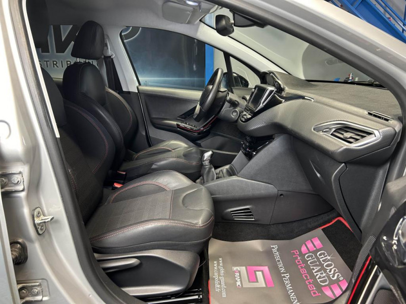 Photo 37 de l'offre de PEUGEOT 208 1.2 THP Puretech 110  GTLINE à 7990€ chez MKP Distribution