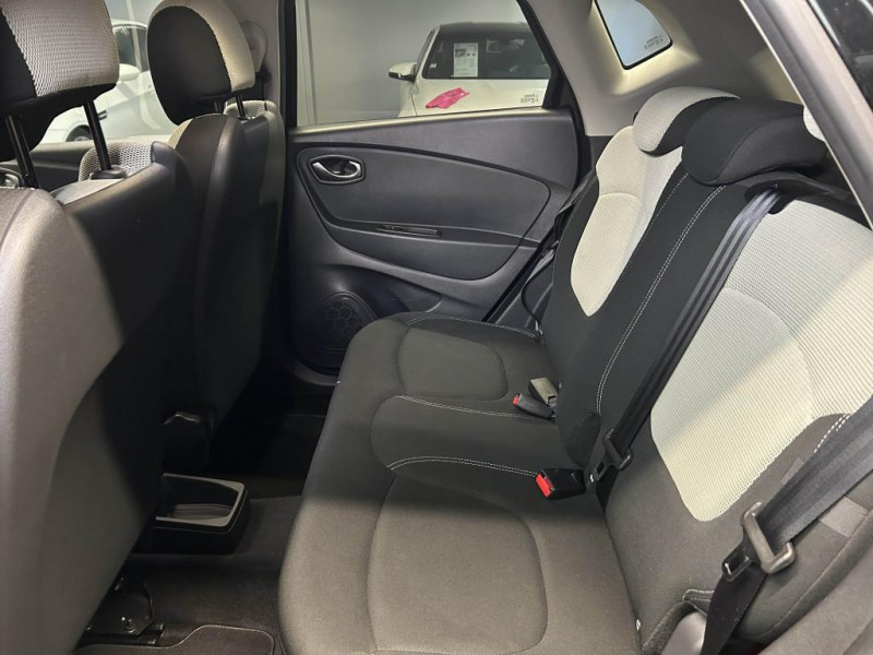 Photo 36 de l'offre de RENAULT CAPTUR 0.9 TCe 90  Intens BVM à 12490€ chez MKP Distribution