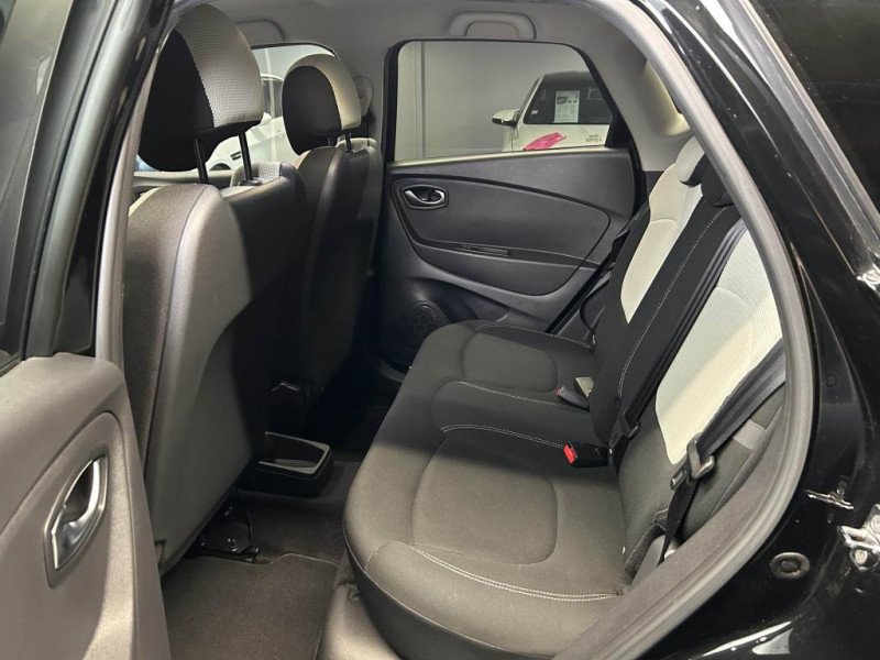 Photo 35 de l'offre de RENAULT CAPTUR 0.9 TCe 90  Intens BVM à 12490€ chez MKP Distribution