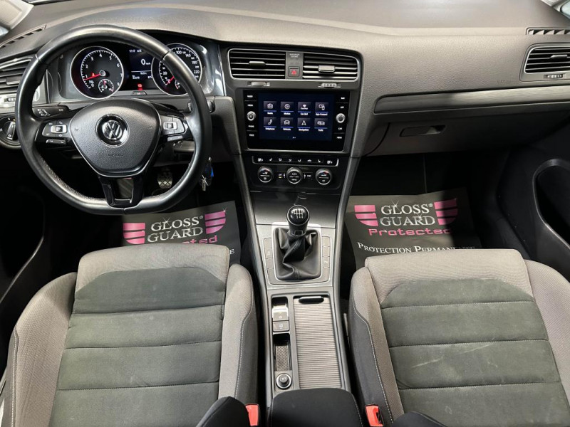 Photo 10 de l'offre de VOLKSWAGEN GOLF 7 1.5 TSI 150 Carat + Pack R Line BVM à 18490€ chez MKP Distribution