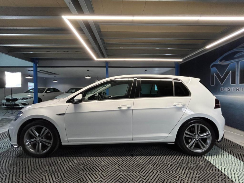 Photo 2 de l'offre de VOLKSWAGEN GOLF 7 1.5 TSI 150 Carat + Pack R Line BVM à 18490€ chez MKP Distribution