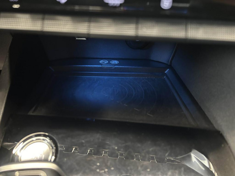 Photo 30 de l'offre de PEUGEOT 5008  1.5 BlueHDi 130 GT Line BVA 7 places à 21490€ chez MKP Distribution