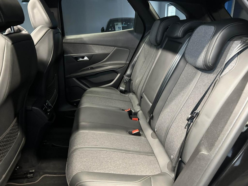 Photo 37 de l'offre de PEUGEOT 3008 1.5 BlueHDi 130 GT Line BVA à 22990€ chez MKP Distribution