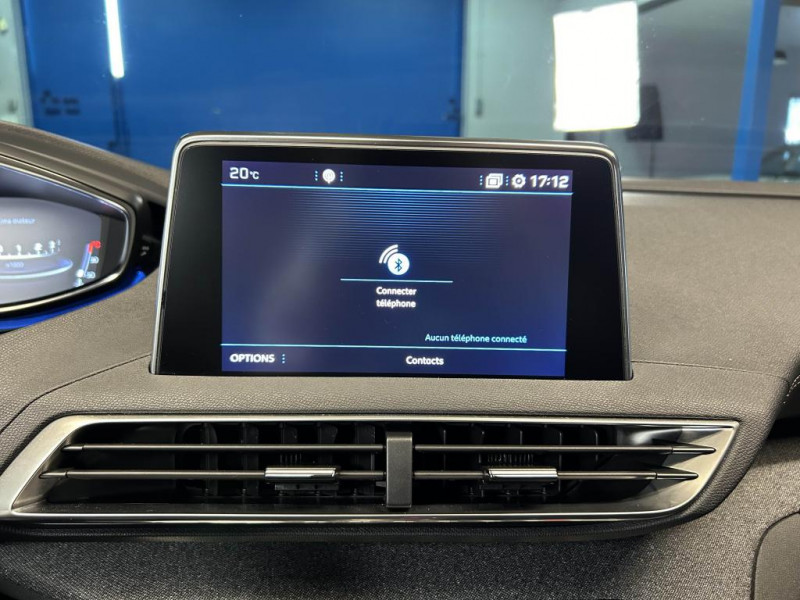 Photo 22 de l'offre de PEUGEOT 3008 1.5 BlueHDi 130 GT Line BVA à 22990€ chez MKP Distribution