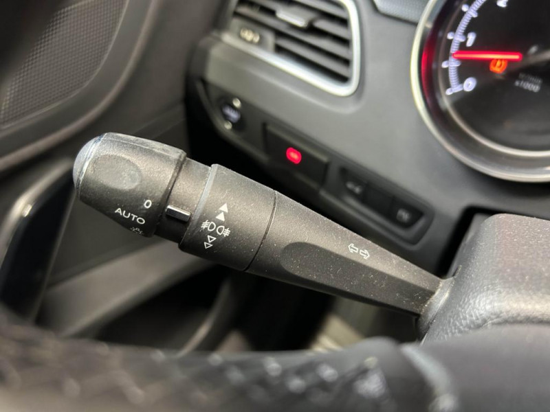 Photo 16 de l'offre de PEUGEOT 508  1.6 THP 165 Allure BVM à 11990€ chez MKP Distribution