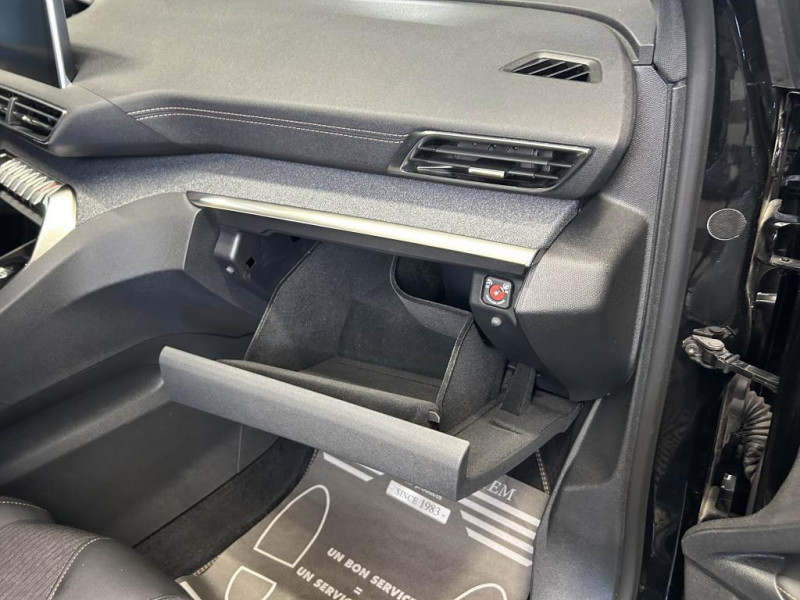 Photo 48 de l'offre de PEUGEOT 3008 1.5 BlueHDi 130 GT Line BVA à 22990€ chez MKP Distribution