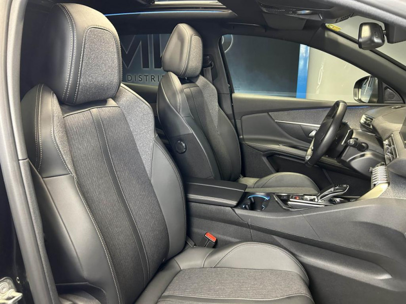 Photo 46 de l'offre de PEUGEOT 3008 1.5 BlueHDi 130 GT Line BVA à 22990€ chez MKP Distribution