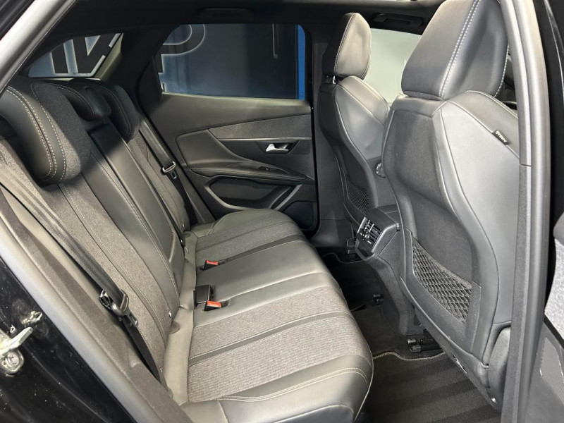 Photo 38 de l'offre de PEUGEOT 3008 1.5 BlueHDi 130 GT Line BVA à 22990€ chez MKP Distribution