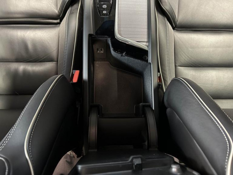 Photo 27 de l'offre de VOLVO XC60 2.0 T8 390  R-Design GEARTRONIC 8 à 34490€ chez MKP Distribution