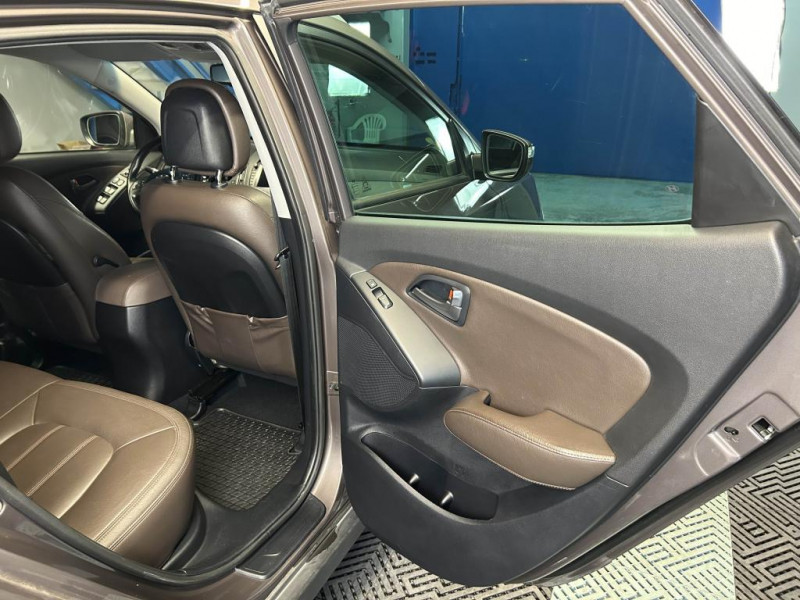 Photo 38 de l'offre de HYUNDAI ix35 2.0 136 PREMIUM BVM  à 10990€ chez MKP Distribution