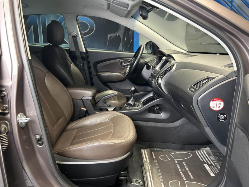Photo 39 de l'offre de HYUNDAI ix35 2.0 136 PREMIUM BVM  à 10990€ chez MKP Distribution