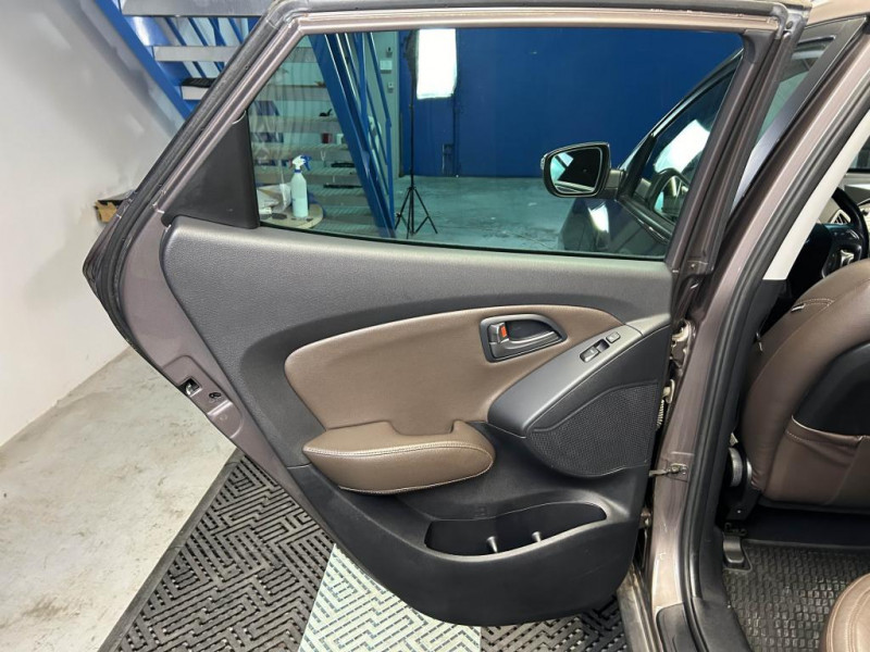 Photo 35 de l'offre de HYUNDAI ix35 2.0 136 PREMIUM BVM  à 10990€ chez MKP Distribution