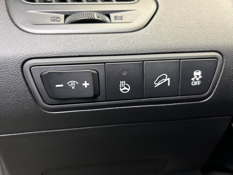 Photo 19 de l'offre de HYUNDAI ix35 2.0 136 PREMIUM BVM  à 10990€ chez MKP Distribution