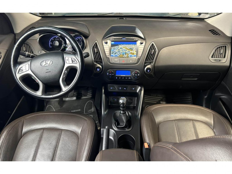 Photo 11 de l'offre de HYUNDAI ix35 2.0 136 PREMIUM BVM  à 10990€ chez MKP Distribution