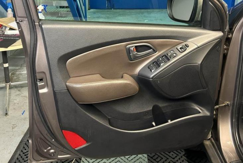 Photo 30 de l'offre de HYUNDAI ix35 2.0 136 PREMIUM BVM  à 10990€ chez MKP Distribution