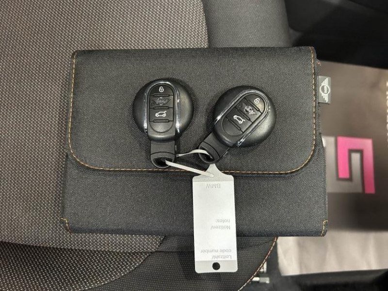 Photo 47 de l'offre de MINI COUNTRYMAN Cooper SE 136 + 88  BVA à 17490€ chez MKP Distribution