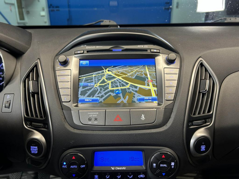 Photo 21 de l'offre de HYUNDAI ix35 2.0 136 PREMIUM BVM  à 10990€ chez MKP Distribution