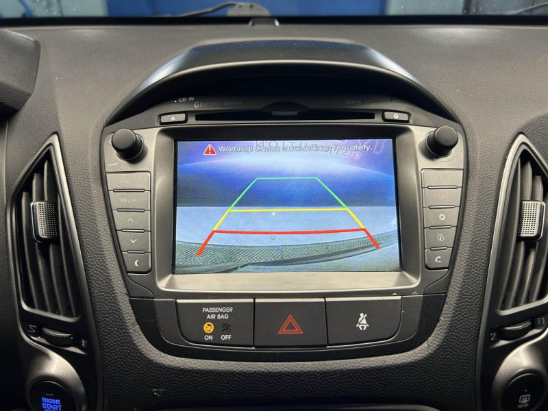 Photo 12 de l'offre de HYUNDAI ix35 2.0 136 PREMIUM BVM  à 10990€ chez MKP Distribution