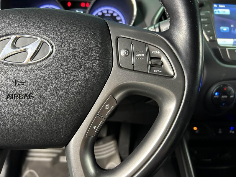 Photo 15 de l'offre de HYUNDAI ix35 2.0 136 PREMIUM BVM  à 10990€ chez MKP Distribution