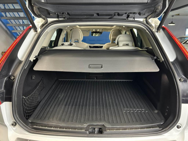 Photo 9 de l'offre de VOLVO XC60 2.0 T5 250 Inscription BVA à 25990€ chez MKP Distribution