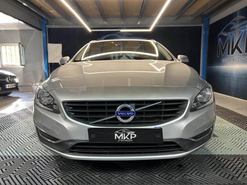 Photo 8 de l'offre de VOLVO V60 2.0 D3 150 Ocean Race BVM à 14990€ chez MKP Distribution