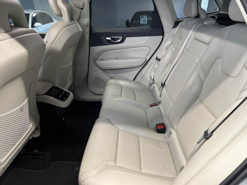 Photo 40 de l'offre de VOLVO XC60 2.0 T5 250 Inscription BVA à 25990€ chez MKP Distribution