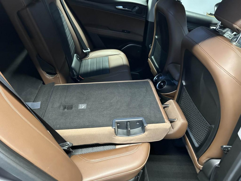 Photo 39 de l'offre de ALFA ROMEO STELVIO 2.2 DIESEL 210  Q4 SUPER AT8 à 26990€ chez MKP Distribution